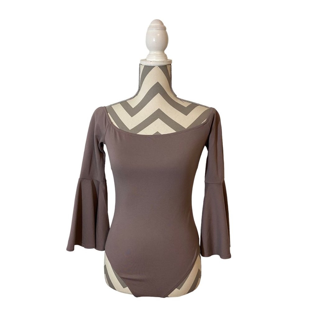 Lulus bell sleeve bodysuit Size S/M